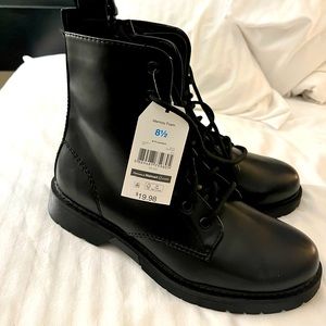Brand New Combat Style Boots! (8.5)